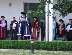 Begr&uuml;&szlig;ung durch den Pr&auml;sidenten