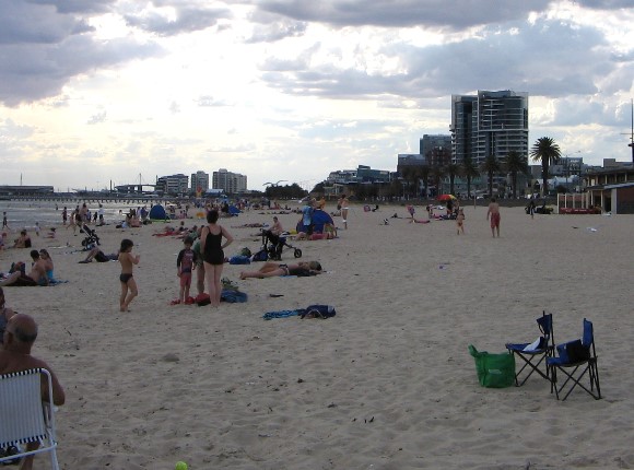 Wolken und schw&uuml;le 35 Grad